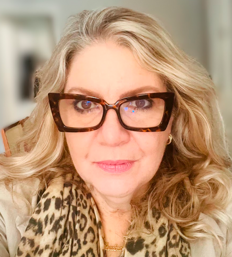 Andréa C. Spoladore Damian
